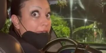 Alldaynews.gr Γυναίκα ταξιτζής τράβηξε όπλο σε πελάτη επειδή της έκανε υποδείξεις για τη διαδρομή (video)