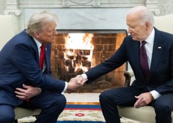 Alldaynews.gr Ο Τζο Μπάιντεν διαγνώστηκε με επιθετικό καρκίνο: Έχει κάνει μετάσταση στα οστά – Τραμπ: «Η Μελάνια κι εγώ θλιβόμαστε – Ευχόμαστε στον Τζο ταχεία και επιτυχή ανάρρωση»