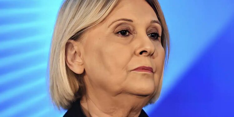 Alldaynews.gr Βούλτεψη για ακρiβεıα: «Οι Έλληνες να πάνε για διακοπές στο χωριό και όχι στα νησιά»