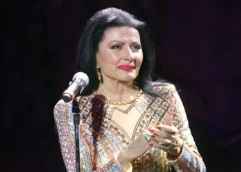 Σε αναπηρικό αμαξίδιο η Ζωζώ Σαπουντζάκη – Φωτογραφίες