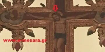 Δε λογαριάζω παπά τη πίστη σου» φώναξε και πυροβόλησε τον Εσταυρωμένο. Όταν ο Τούρκος πυροβόλησε το Χριστό στο κεφάλι και το θαύμα που ακολούθησε…