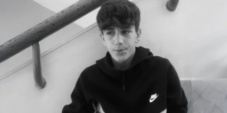 Σήμερα το απόγευμα η κηδεία του 14χρονου ήρωα που πνίγηκε στον Άραχθο – Πλημμύρισαν τα social media με συγκινητικά αντίο