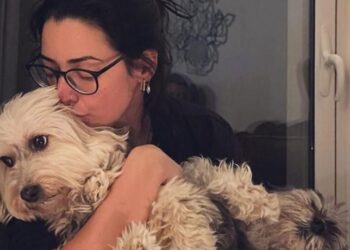 «Έφαγε φόλα και πέθανε μπροστά μου» – Νέες καταγγελίες για μαζικές δολοφονίες ζώων (video)