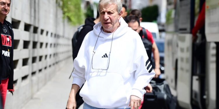 ΕΚΤΑΚΤΟ: Συνελήφθη ο αντιπρόεδρος της ΚΑΕ Ολυμπιακός μετά από μήνυση της Δέσποινας Γιαννακοπούλου