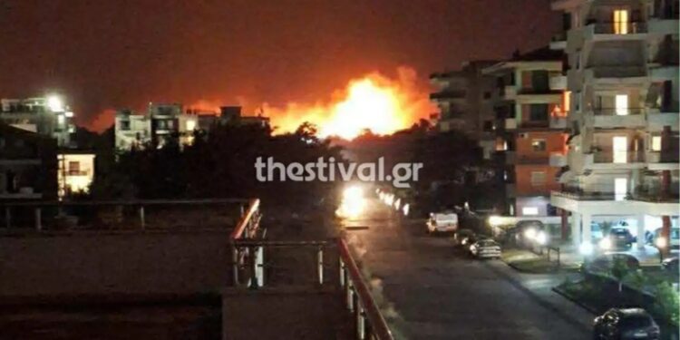 ΕΚΤΑΚΤΟ – ΜΕΓΑΛΗ ΦΩΤΙΑ ΜΕΣΑ ΣΤΗ ΝΥΧΤΑ ΣΤΗΝ ΧΩΡΑ ΜΑΣ