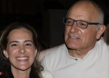 Alldaynews.gr Νατάσσα Μποφίλιου: Η απάντηση για το βίντεο με τον πατέρα της που έγινε viral στα social media