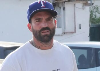 Μετά το φίδι, ο Δημήτρης Αλεξάνδρου έφτιαξε ενυδρείο ερπετών: «Ο Κλέαρχος το ευχαριστιέται, θα μπουν κι άλλα ζωάκια»