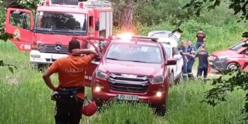 Εντοπίστηκε ο ορειβάτης που έπεσε σε γκρεμό – «Ήταν τεράστια η αρκούδα που έσπρωξε τον Χρήστο» λέει ο φίλος του που διασώθηκε