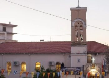 Πεντάχρονοι έδειραν συμμαθητή τους σε νηπιαγωγείο του Αγρινίου – Του είχαν ζητήσει να βγάλει τα ρούχα του