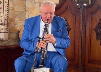 Θλίψη στο δημοτικό τραγούδι: Απεβίωσε ο θρύλος του κλαρίνου Πετρολούκας Χαλκιάς