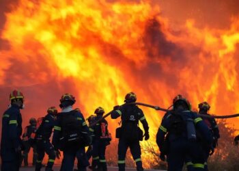 Alldaynews.gr ΕΚΤΑΚΤΟ – ΣΤΙΣ ΦΛΟΓΕΣ η Χίος: Ανεξέλεγκτη η πύρινη κόλαση, στάλθηκε μήνυμα του 112 – «Κινδυνεύουμε» λένε οι κάτοικοι