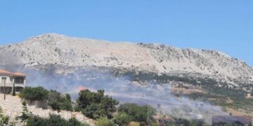 Alldaynews.gr ΕΚΤΑΚΤΟ: Φωτιά ΤΩΡΑ – Μήνυμα από το 112 «απομακρυνθείτε προς το κέντρο της πόλης»