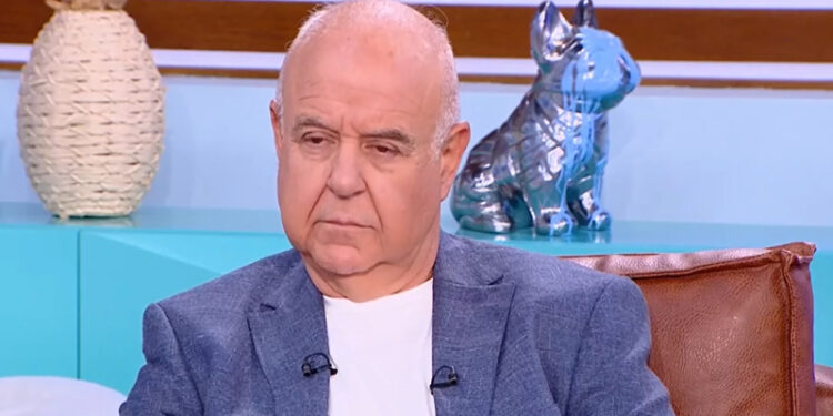 Alldaynews.gr Παύλος Χαϊκάλης: «Ο Φιλιππίδης ήταν παντρεμένος – Και εγώ σου λέω ότι την πέφτει στα κορίτσια. Η άλλη τι κάνει δηλαδή;»