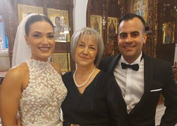 Η Σοφία Καλογήρου μας συγκίνησε συμμετέχοντας στην χαρά του ανηψιού της Στέφανου Αποστολάκη