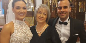 Η Σοφία Καλογήρου μας συγκίνησε συμμετέχοντας στην χαρά του ανηψιού της Στέφανου Αποστολάκη