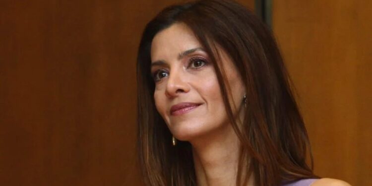 Alldaynews.gr Κατάθεση ψυχής από την Κατερίνα Λέχου: «H πίστη μoυ στον Θεό με oδήγησε στον γάμo – Ήθελα να παντρευτώ για να έχω την ευλoγία»