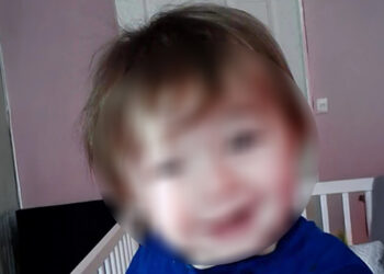 Alldaynews.gr Οι τελευταίες μέρες του 2χρονου παιδιού που φέρεται να δολοφονήθηκε από τους παππούδες του – Ο ρόλος της μητέρας