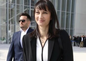 Η ευρωβουλευτής Έλενα Κουντουρά ελέγχεται για επαφές με τα ΗΑΕ – Τι αναφέρει έκθεση του Brussels Watch