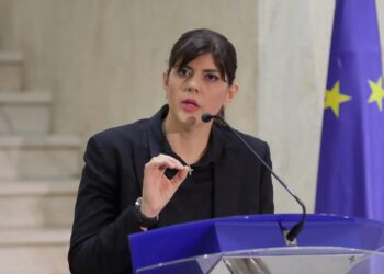 Alldaynews.gr Λάουρα Κοβέσι: Η γυναίκα που ξεσκέπασε το σκάνδαλο του ΟΠΕΚΕΠΕ – Και δεν διστάζει να τα βάλει με κομματάρχες, Φον ντερ Λάιεν ή την Καμόρα