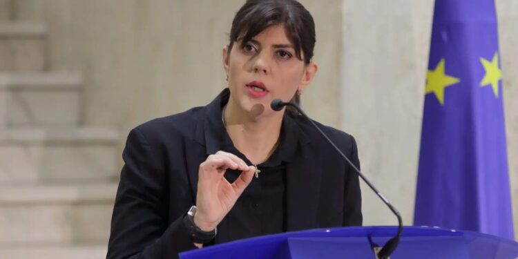 Alldaynews.gr Λάουρα Κοβέσι: Η γυναίκα που ξεσκέπασε το σκάνδαλο του ΟΠΕΚΕΠΕ – Και δεν διστάζει να τα βάλει με κομματάρχες, Φον ντερ Λάιεν ή την Καμόρα