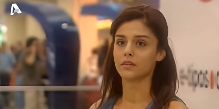 Alldaynews.gr Έφυγε από την Ελλάδα λόγω οικονομικών προβλημάτων και άφησε την υποκριτική: Δείτε πώς είναι σήμερα και τι δουλειά κάνει η Έφη Λογγίνου