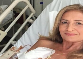 Ανατριχιάζει η Μαρία Πολύζου: «Ο καρκίνος είναι σαν κάποιος να σου δίνει μια δυνατή μπουνιά» – Το ηχηρό μήνυμα συμπαράστασης σε όσους υποφέρουν