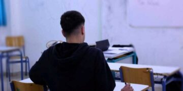 Πανελλήνιες έδινε ο γιος του 45χρονου στρατιωτικού – Η απόφαση των καθηγητών μόλις έμαθαν το τραγικό συμβάν