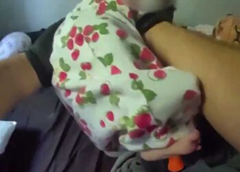 Μωρό επιβίωσε μία εβδομάδα δίπλα στη νεκρή μητέρα του – Συγκλονιστικό βίντεο