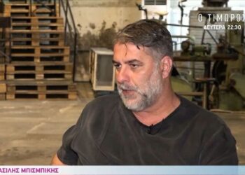 Βασίλης Μπισμπίκης: «Θέλω να σκηνοθετήσω τη Δέσποινα Βανδή, είναι πολύ καλή στο θέατρο»