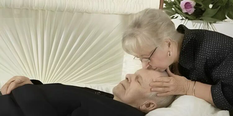 Γιατί δεν πρέπει ποτέ να φιλήσετε έναν νεκρό, σύμφωνα με γιατρό