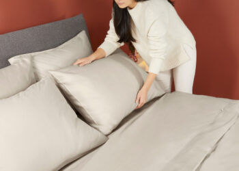 Στρώμα: Το έξυπνο κόλπο για να απαλλαγείτε από τις δυσάρεστες οσμές σε 30 λεπτά με 2 απλά υλικά