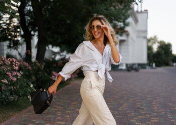 Spring is calling. Τα must have ανοιξιάτικα γυναικεία ρούχα για να αναβαθμίσετε το στυλ σας!