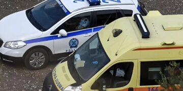 Χαμός στο νησί: Δάγκωσε και έγδαρε τον Έλληνα σύντροφό της μετά από καβγά