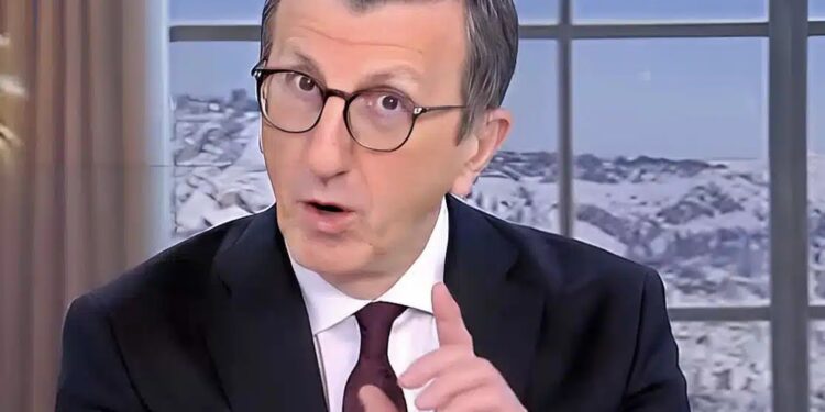 Alldaynews.gr Άρης Πορτοσάλτε: «Μην πηγαίνετε διακοπές τον Αύγουστο γιατί δεν χωράνε οι τουρίστες»
