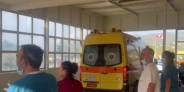 Alldaynews.gr Στο νοσοκομείο του Ρίου τα δύο παιδιά που διασώθηκαν από τον ποταμό Άραχθο – Όλοι οι γιατροί «πάνω» τους για να τα κρατήσουν στη ζωή