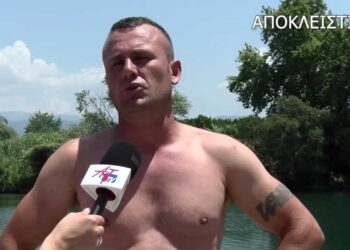 «Το ένα παιδί έβγαζε αίμα από μύτη και στόμα» λέει ο άνθρωπος που έσωσε τους ανήλικους από πνιγμό στον Άραχθο