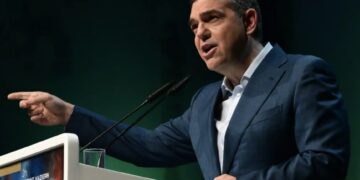 Ηχηρή παρέμβαση Τσίπρα για ΟΠΕΚΕΠΕ και σύστημα Μητσοτάκη