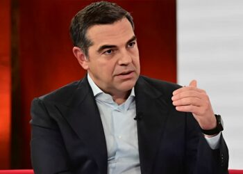 Τσίπρας: «Χρειάζεται ένας νέος πατριωτισμός απέναντι στην ολιγαρχία και την κλεπτοκρατία»