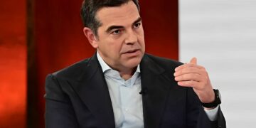 Alldaynews.gr Τσίπρας: «Χρειάζεται ένας νέος πατριωτισμός απέναντι στην ολιγαρχία και την κλεπτοκρατία»