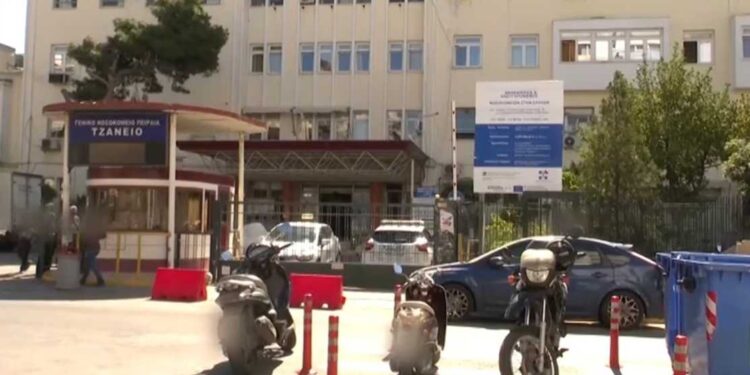 Alldaynews.gr Τζάνειο – Σοκάρει ο γιος της 62χρονης: «Σκάνε οι πρώτες σταγόνες και η μαμά σπαρταρούσε»