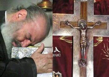 Όταν ο Αρχιεπίσκοπος Χριστόδουλος έπιασε τον Τίμιο Σταυρό και ευωδίαζε –  Μαρτυρία στην Εκκλησία του Λυκαβηττού