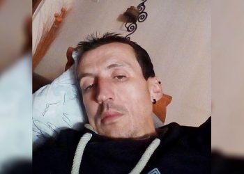 ΑΥΤΟΣ ΕΙΝΑΙ ο 47χρονος Νίκος που σκοτώθηκε σε τροχαίο – Διερχόμενοι κάλεσαν το ΕΚΑΒ αλλά ήταν αργά (φωτογραφίες)