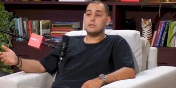 Χρίστος Κούγιας: Ο εθισμός με τον τζόγο, τα 160 κιλά και οι δύσκολες στιγμές με τους γονείς του – «Ο πατέρας μου πέταξε έξω από το σπίτι»