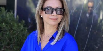 Alldaynews.gr Ασταμάτητη η Καρυστιανού: Πήρε θέση για την δημοκρατία στην Ελλάδα και ισοπέδωσε την κυβέρνηση