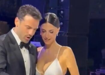 Κωνσταντίνος Αργυρός – Αλεξάνδρα Νίκα: Ο γάμος, τα τραγούδια του γαμπρού και το κόψιμο της τούρτας