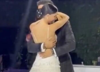 Γάμος Κωνσταντίνου Αργυρού – Αλεξάνδρας Νίκα: Ο πρώτος χορός του ζευγαριού μετά το γάμο – Το τραγούδι που χόρεψαν