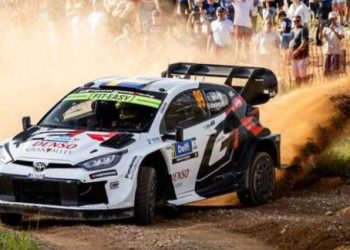 Τρεις θεατές νεκροί σε αγώνα ράλι – Έπεσε πάνω σε θεατές αγωνιστικό