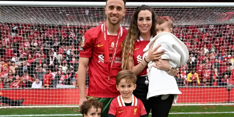 Alldaynews.gr Ντιόγκο Ζότα: Η Λίβερπουλ στέκεται στο πλευρό της οικογένειάς του – Θα πλnρώνει κανονικά το συμβόλαιό του