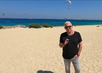 Alldaynews.gr «Δεν απλωνόμαστε»: Οι απλοί κανόνες του Δούση για να βάλουν μυαλό οι «Ούγκανοι της παραλίας»