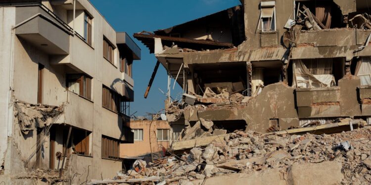 Alldaynews.gr Σενάρια για «mega σεισμό»: Εφιαλτικές εκτιμήσεις για 300.000 νεκρούς – Πού θα χτυπήσει